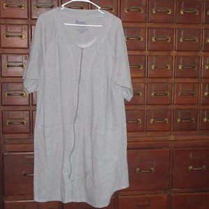Gray Cotton Poly Short Sleeve Robe 1X